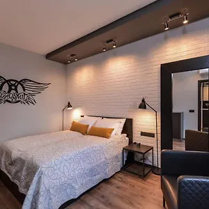 Dream - Rock'n'roll One Bedroom By Flat Mаnager Sofia